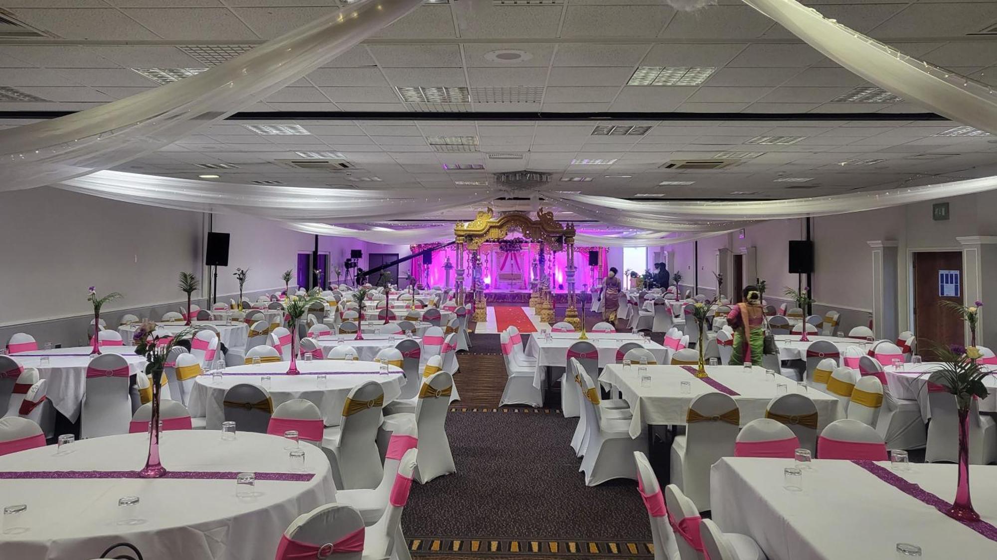 Holiday Inn Runcorn M56 Junction 12 By Ihg Exterior foto