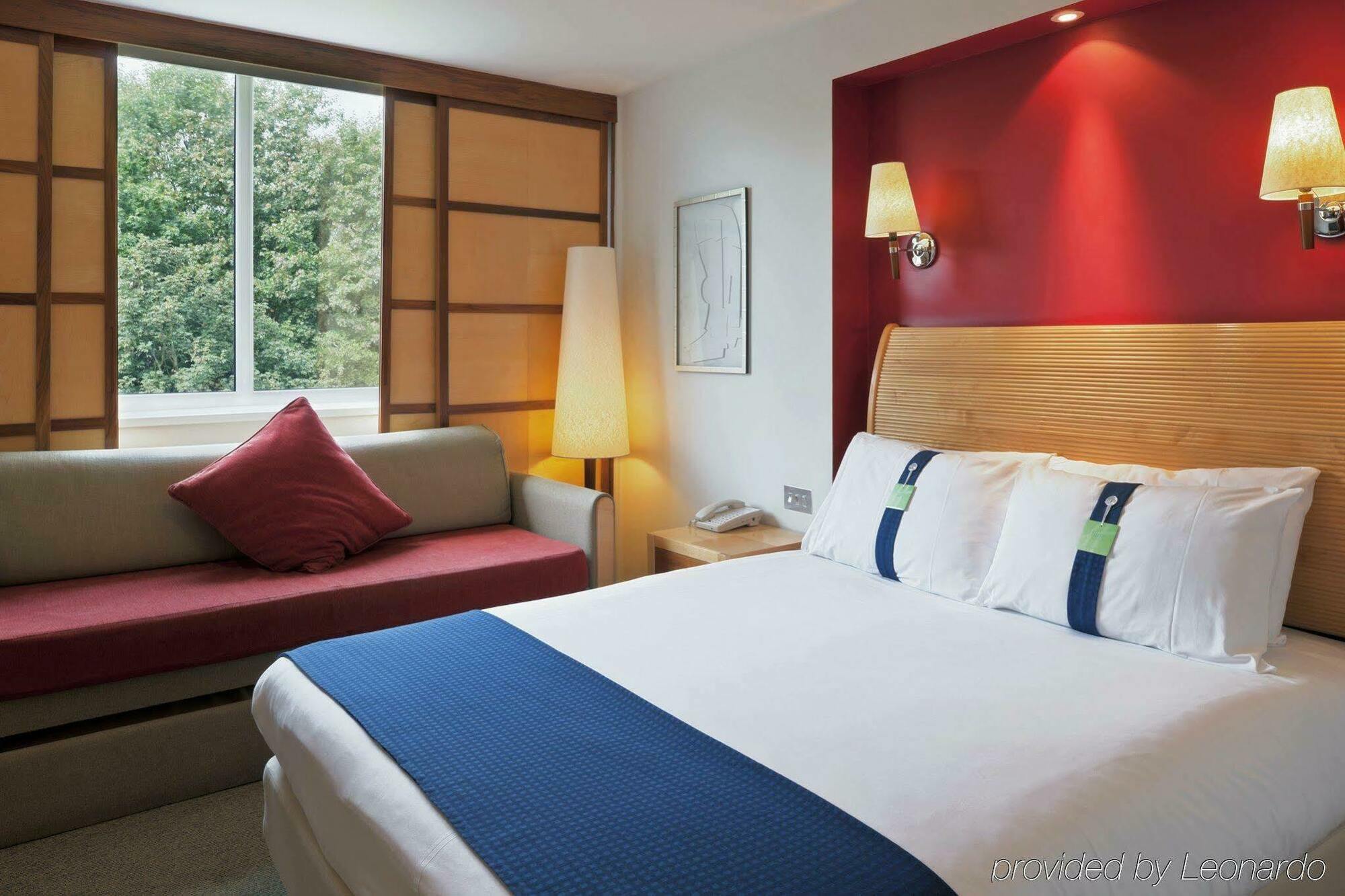 Holiday Inn Runcorn M56 Junction 12 By Ihg Exterior foto